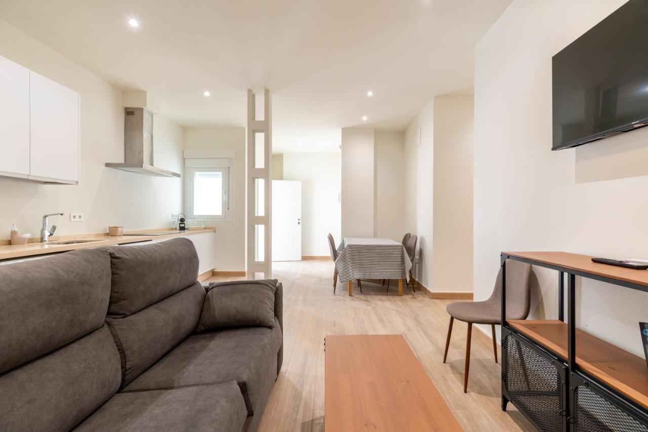 Apartamentos Cervantes 17 Siviglia Esterno foto
