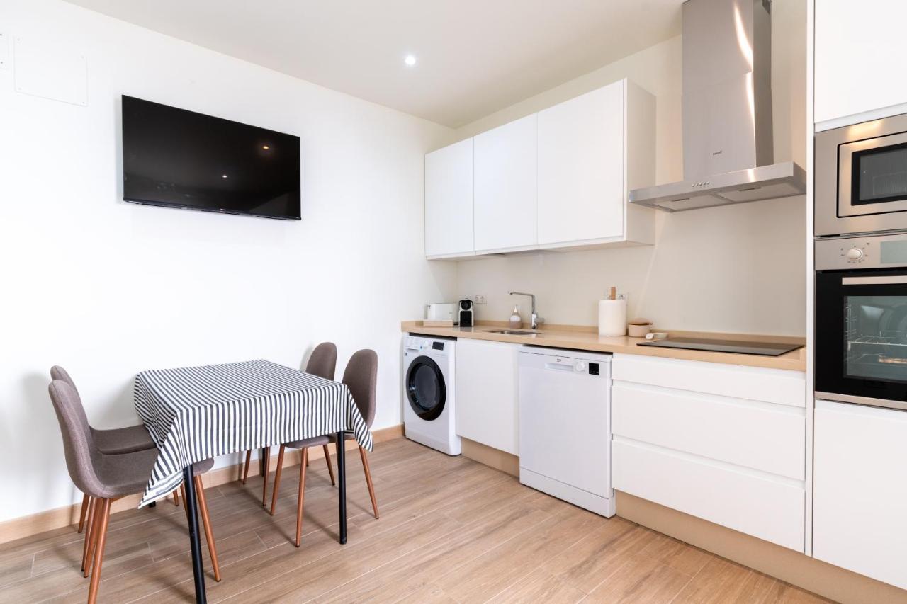 Apartamentos Cervantes 17 Siviglia Esterno foto